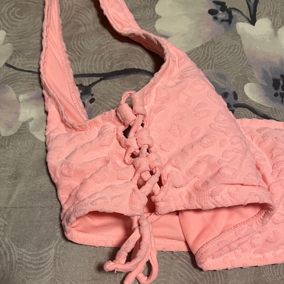 Pink One-Shoulder Bikini Set - Picture 2 of 3